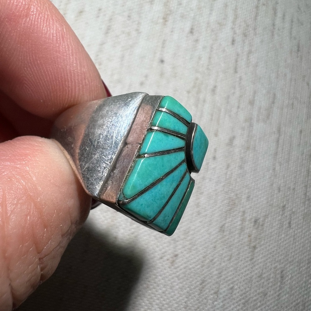 Men's Zuni Amy Quandelacy Turquoise Inlay Sunburst Sterling Silver Ring - Picture 3 of 15